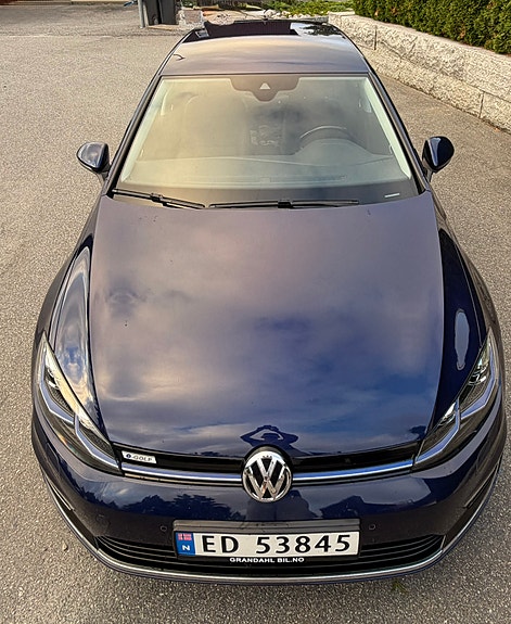 Volkswagen e-Golf VII 5 of 30