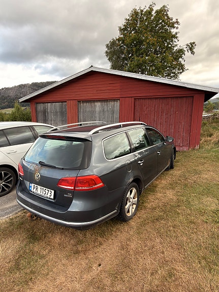 Volkswagen Passat 5 of 5