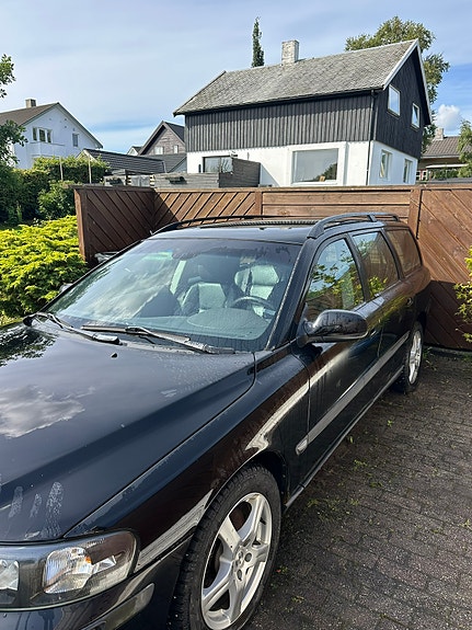 Volvo V70 5 of 13
