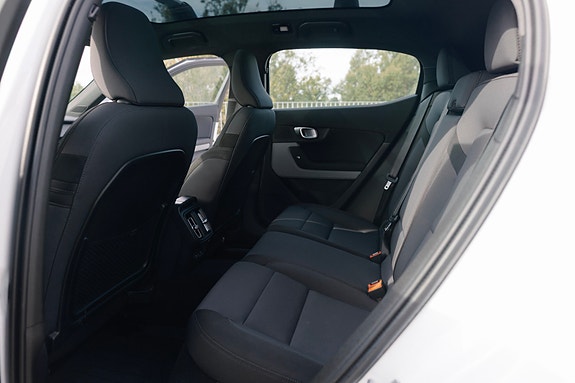 Polestar 2 17 of 30