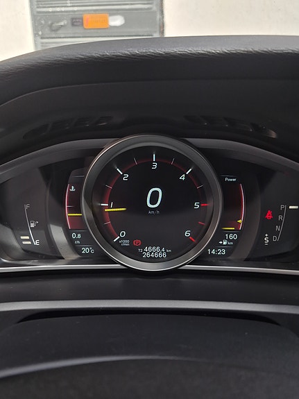 Volvo V40 14 of 14