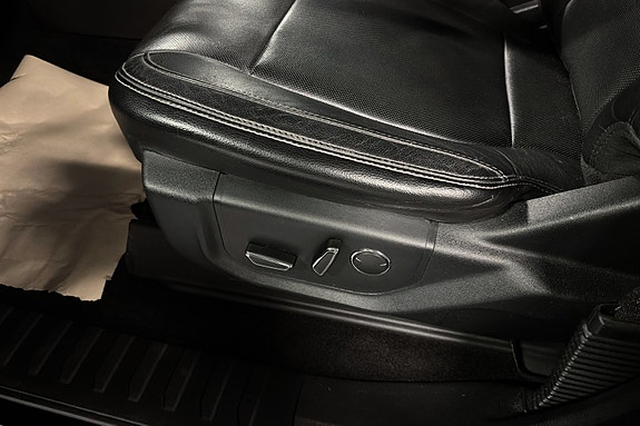 Ford F-150 17 of 30