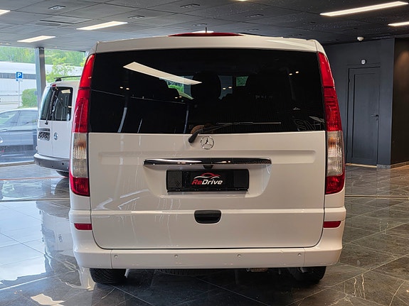 Mercedes-Benz Viano 5 of 28
