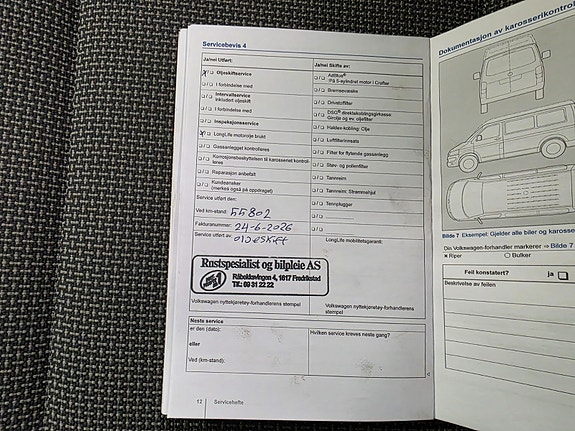 Volkswagen Caravelle 25 of 25