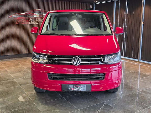 Volkswagen Caravelle 2 of 25