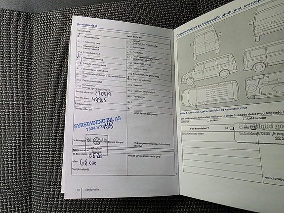 Volkswagen Caravelle 24 of 25