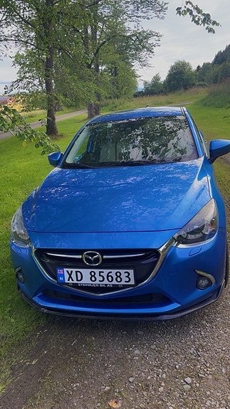 Mazda 2 2 of 11