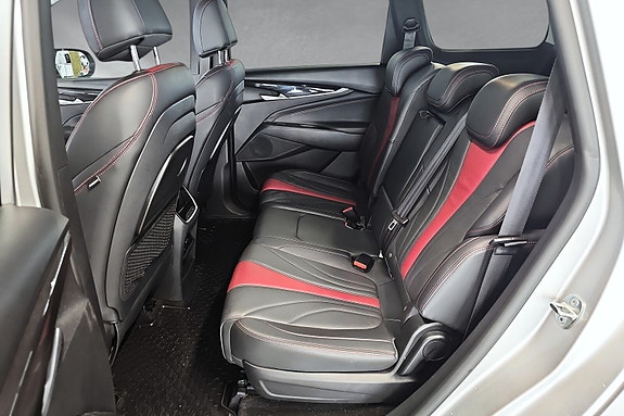 Maxus Euniq 5 10 of 16