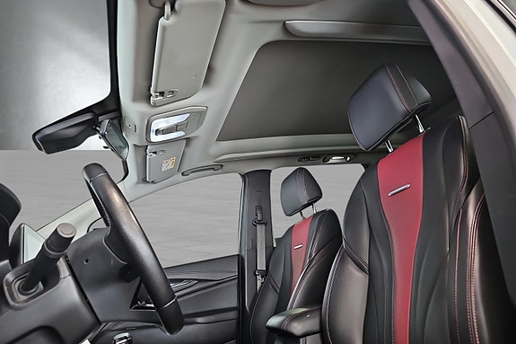 Maxus Euniq 5 16 of 16