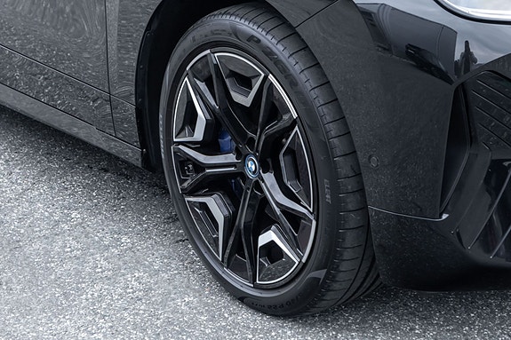 BMW iX 3 of 5