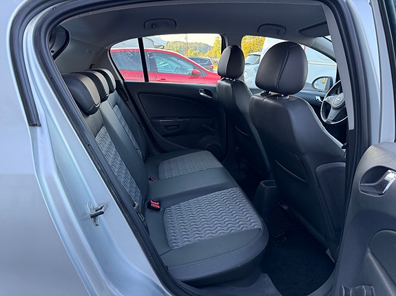 Opel Corsa 12 of 13