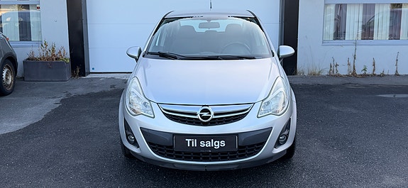Opel Corsa 2 of 13