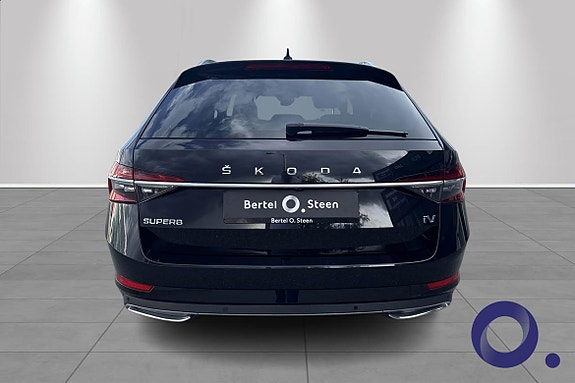 Skoda Superb 4 of 5
