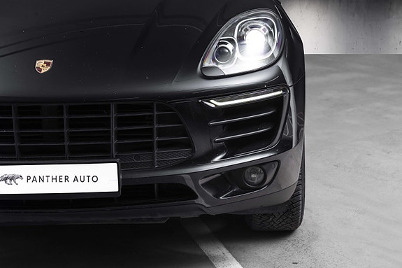 Porsche Macan 5 of 5