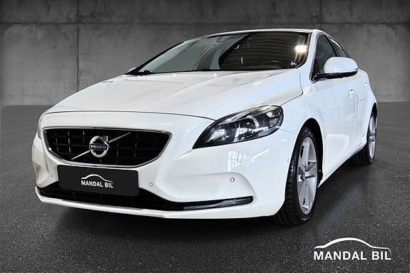 Volvo V40 6 of 30