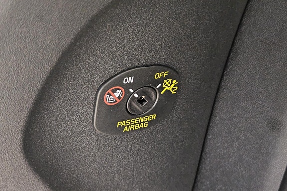 Volvo V40 17 of 30