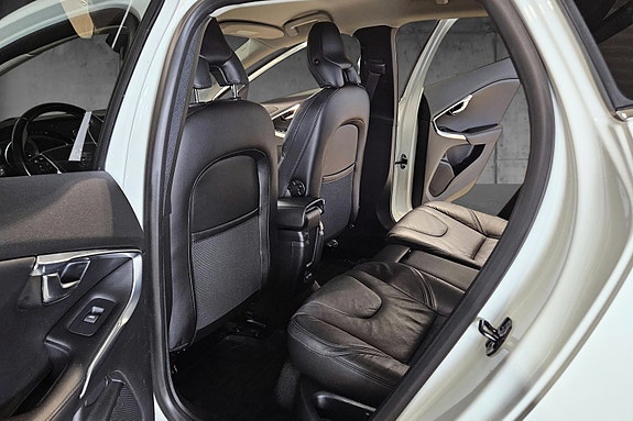 Volvo V40 28 of 30