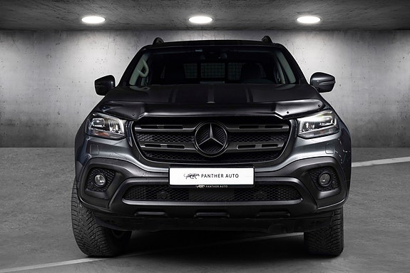 Mercedes-Benz X250 d 3 of 5