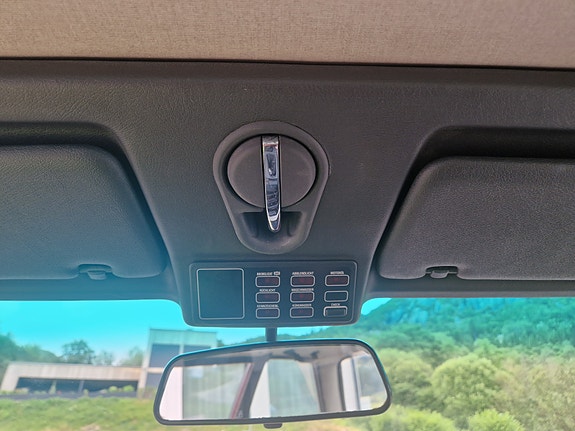 BMW 325i 14 of 30