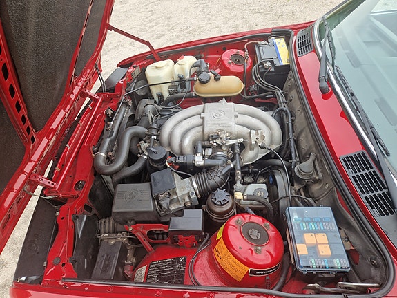 BMW 325i 19 of 30
