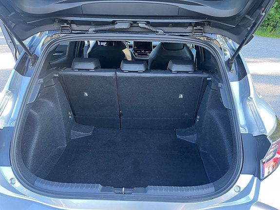 Toyota Corolla 11 of 12