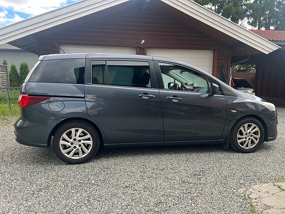 Mazda 5 14 of 30