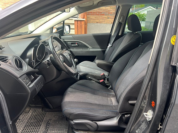 Mazda 5 19 of 30