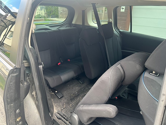 Mazda 5 28 of 30