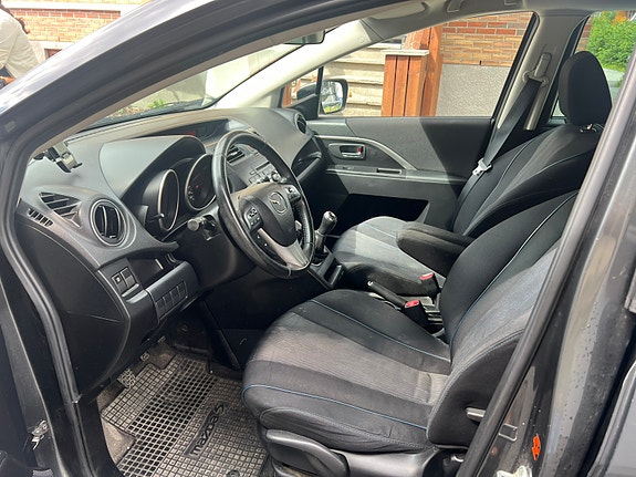 Mazda 5 18 of 30