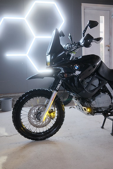 BMW F 650 Funduro 2 of 13