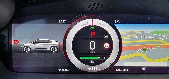 Jaguar I-PACE 17 of 19