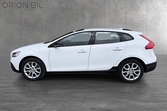 Volvo V40 Cross Country 5 of 5