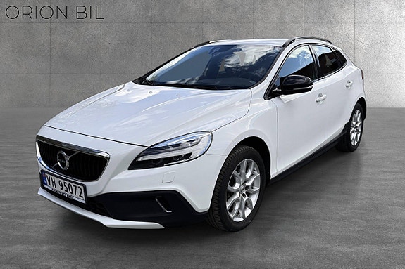 Volvo V40 Cross Country 7 of 20