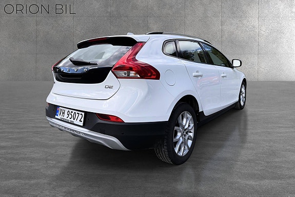 Volvo V40 Cross Country 10 of 20