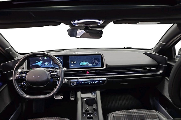 Hyundai Ioniq 6 6 of 25