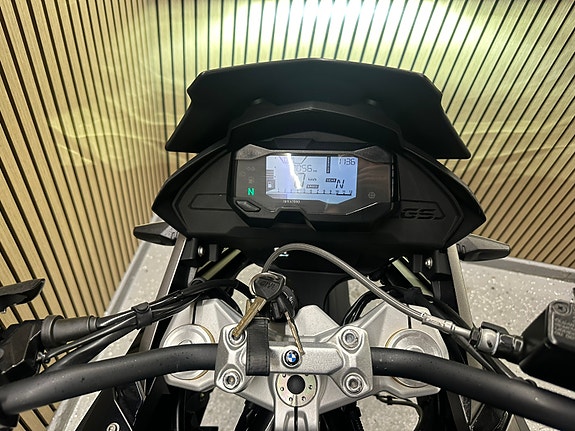 BMW G 310 GS 10 of 12