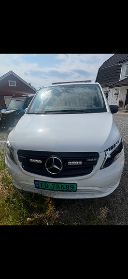 Mercedes-Benz eVito 112 2 of 5