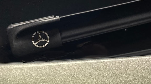 Mercedes-Benz C320 20 of 24