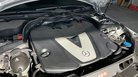 Mercedes-Benz C320 16 of 24