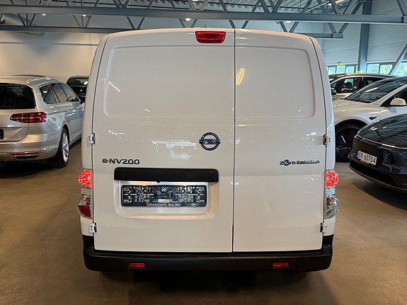 Nissan e-NV200 5 of 5