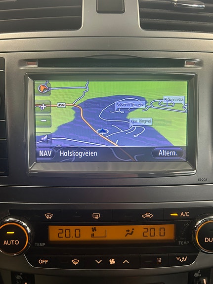 Toyota Avensis 8 of 30