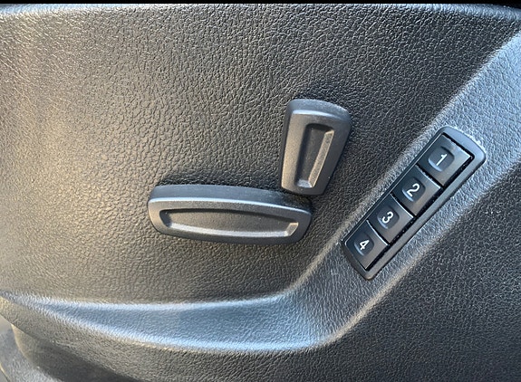 Ford S-MAX 8 of 9