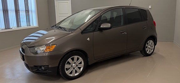 Mitsubishi Colt 3 of 15