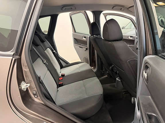 Mitsubishi Colt 14 of 15