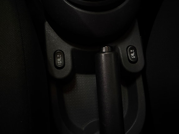 Mitsubishi Colt 10 of 15