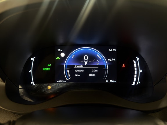 Toyota Yaris 17 of 26