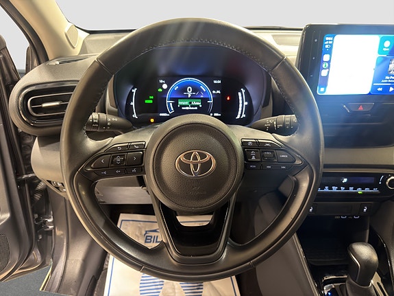 Toyota Yaris 19 of 26