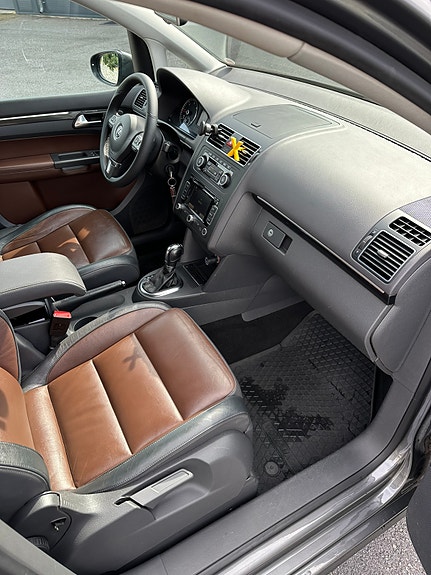 Volkswagen Touran 15 of 24