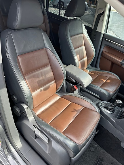 Volkswagen Touran 16 of 24