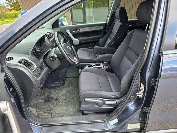Honda CR-V 9 of 14